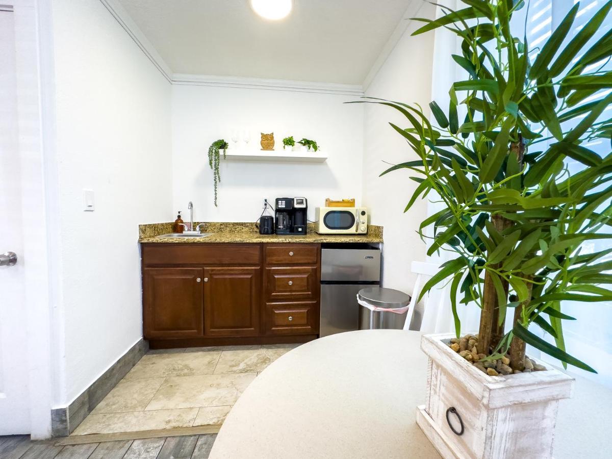1K Bed Studio Apt With Shared Pool 02 Clearwater Exterior foto
